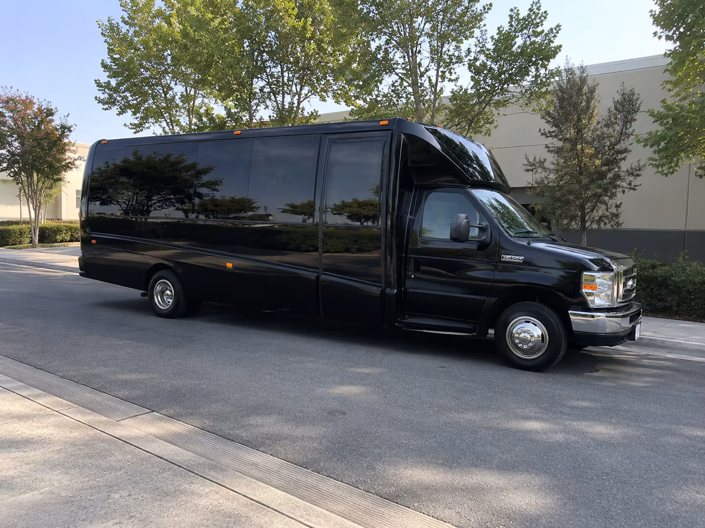 Albuquerque Birthday, Sweet 16, & Quinceañera Party Bus Rentals