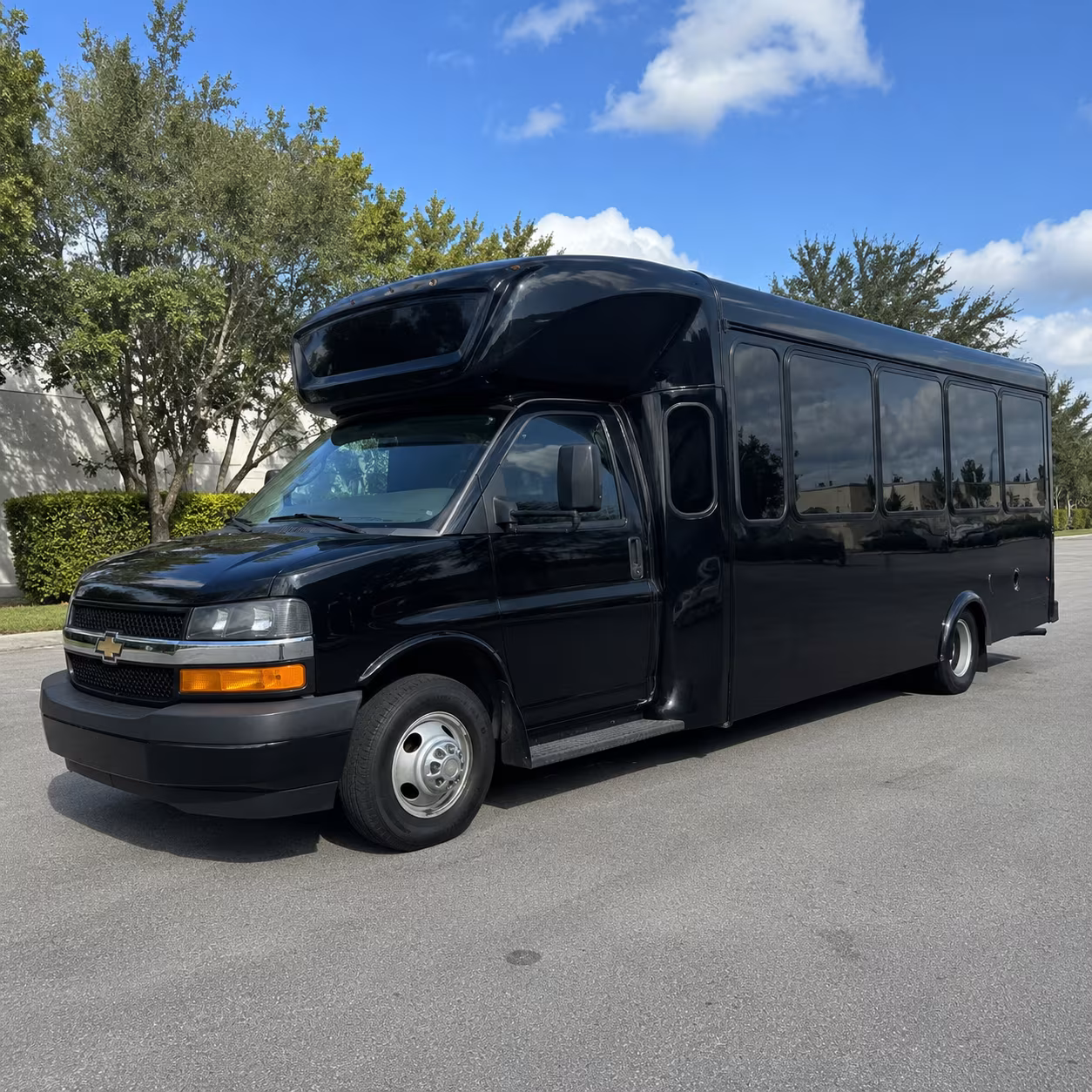 Carlsbad Birthday, Sweet 16, & Quinceañera Party Bus Rentals