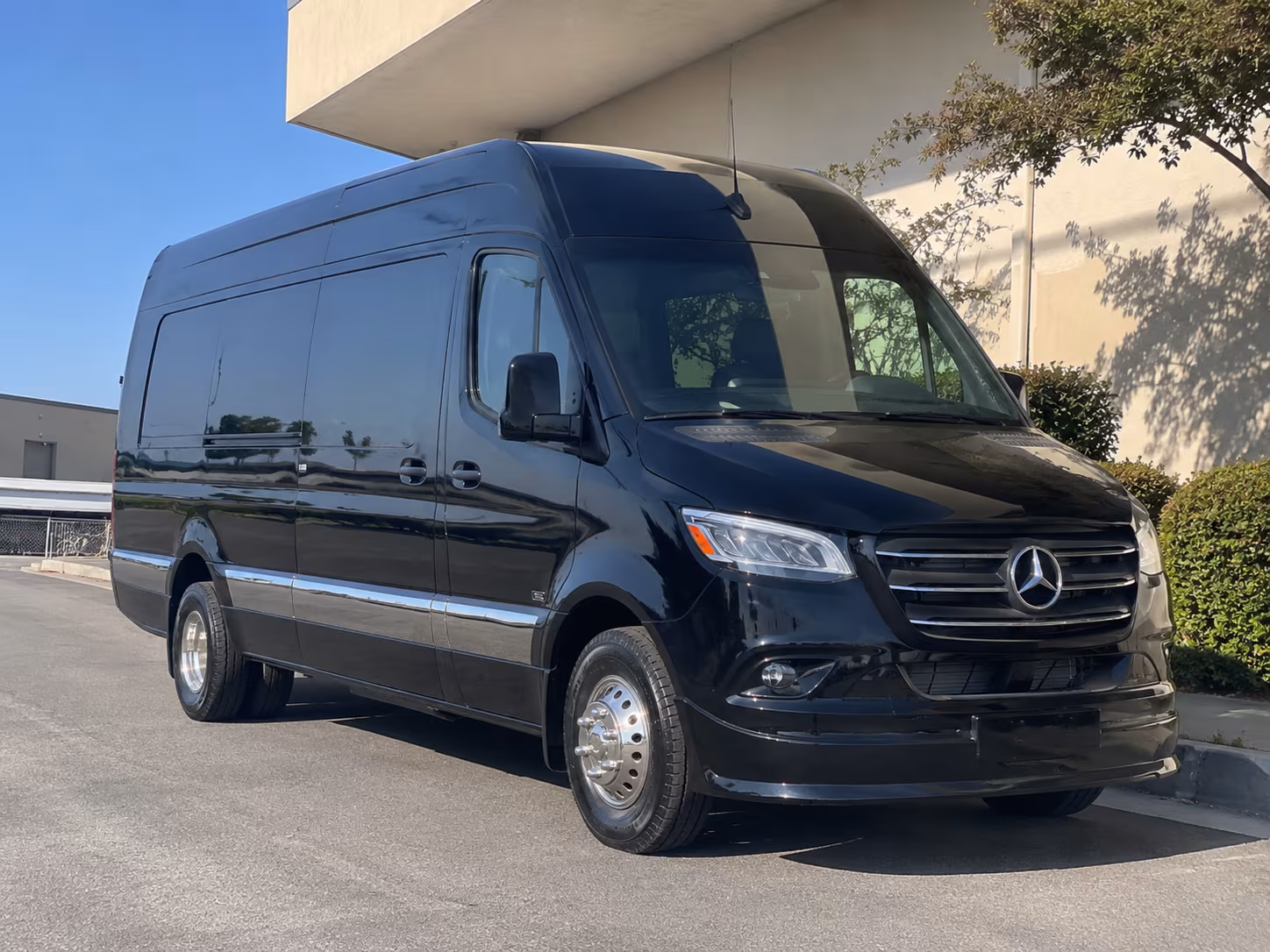 Rio Rancho Airport Shuttle & Transportation party bus exterior