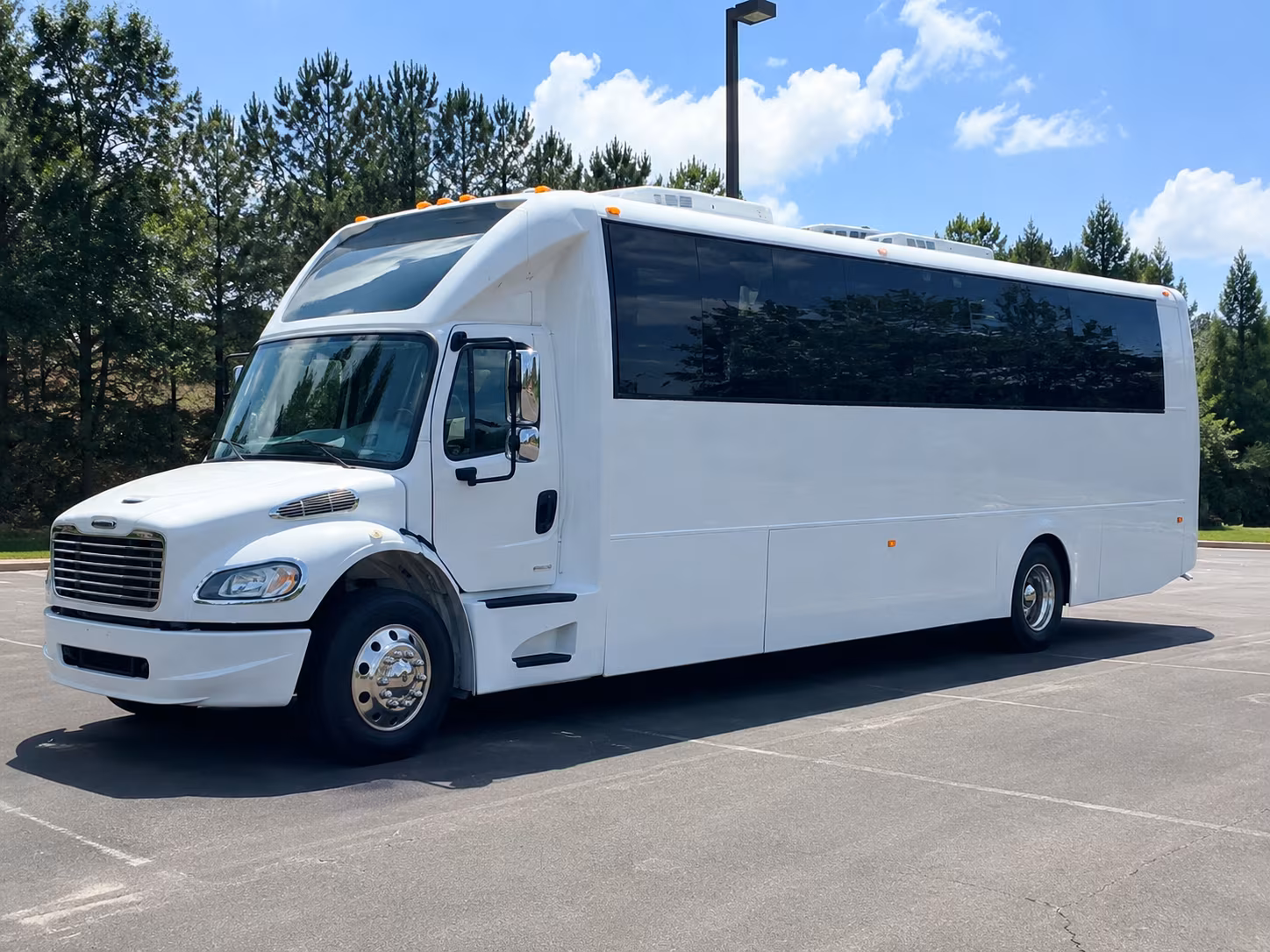 Rio Rancho Birthday, Sweet 16, & Quinceañera Transportation party bus exterior